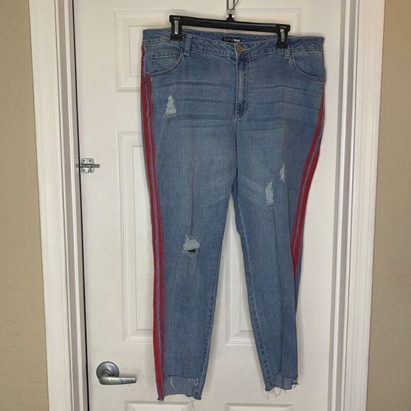 Fashion Nova Distressed Jeans Raw Hem Ankle Cutout - Picture 1 of 7